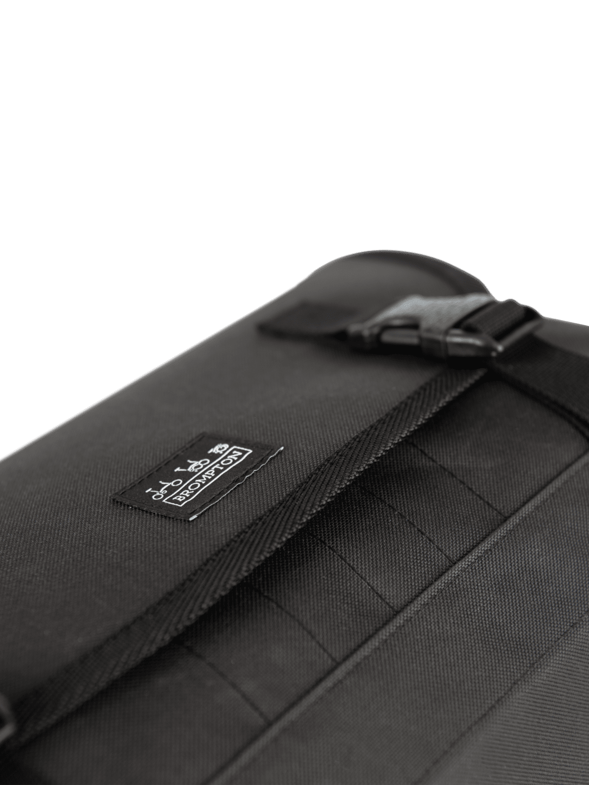 Brompton Metro Messenger Bag Medium - Black - Image 4